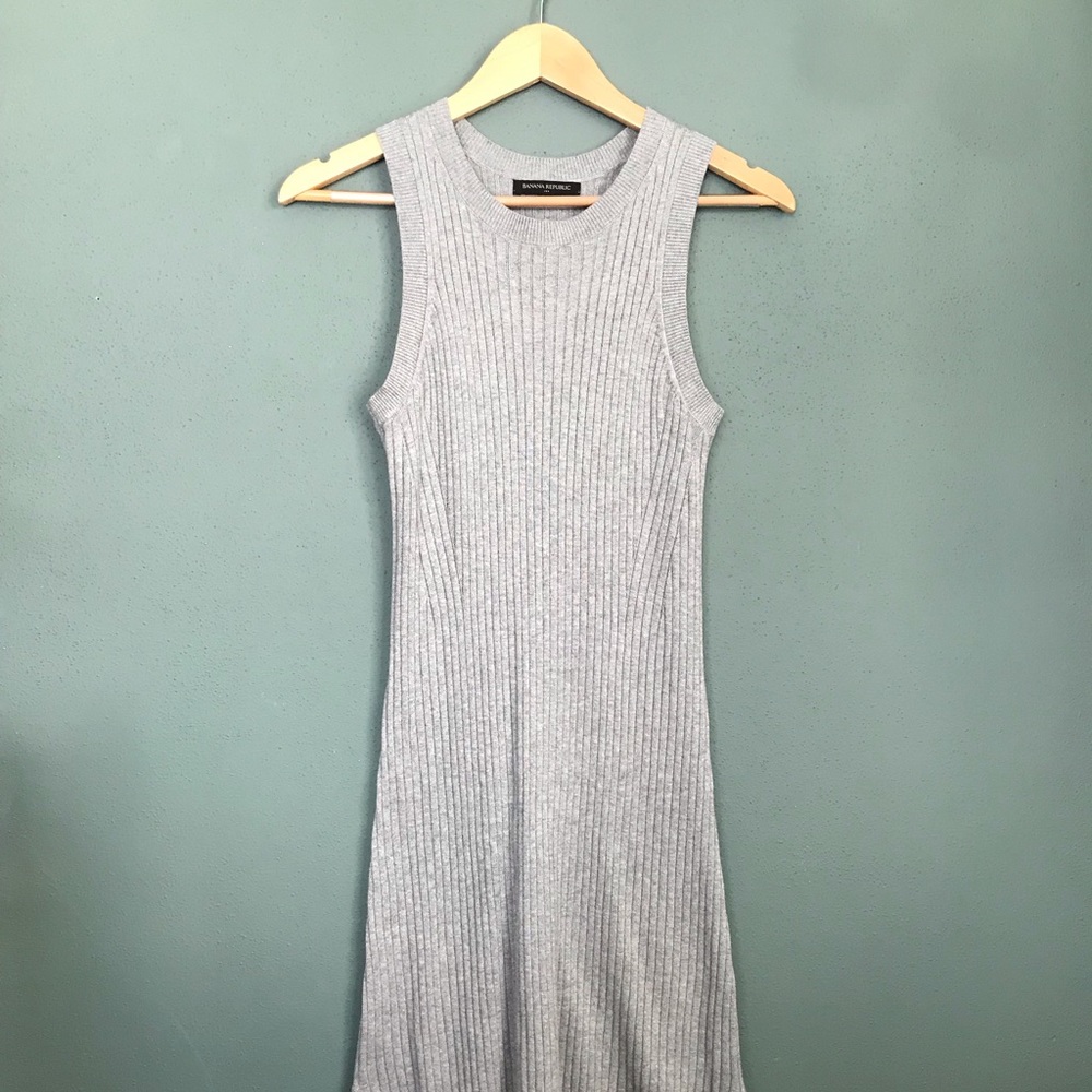 Banana Republic Ribbed Knit Midi Dress